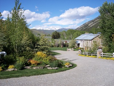 gallery/medium/0 (36)-Garden-Design-Sun-Valley-Idaho.jpg